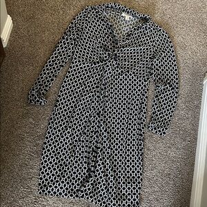 Motherhood Maternity Black and White Knot-Front Long Sleeve Wrap Dress